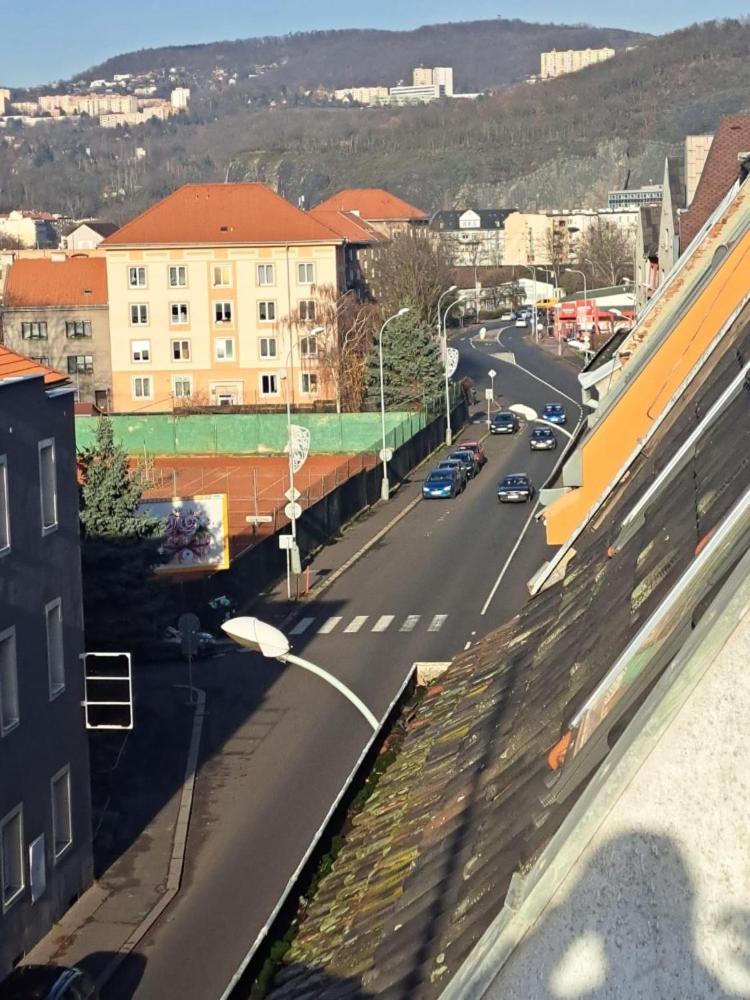 Apartmany Zeleznicarska Ústí nad Labem Exterior foto